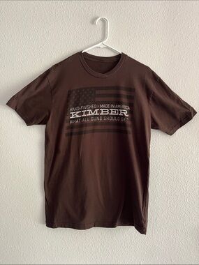 Men's Brown Short-Sleeve Graphic Tee